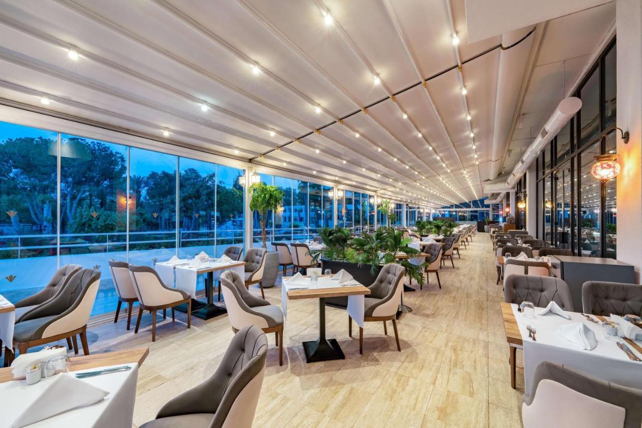 Готель Rixos Downtown - The Land Of Legends Access Анталія
