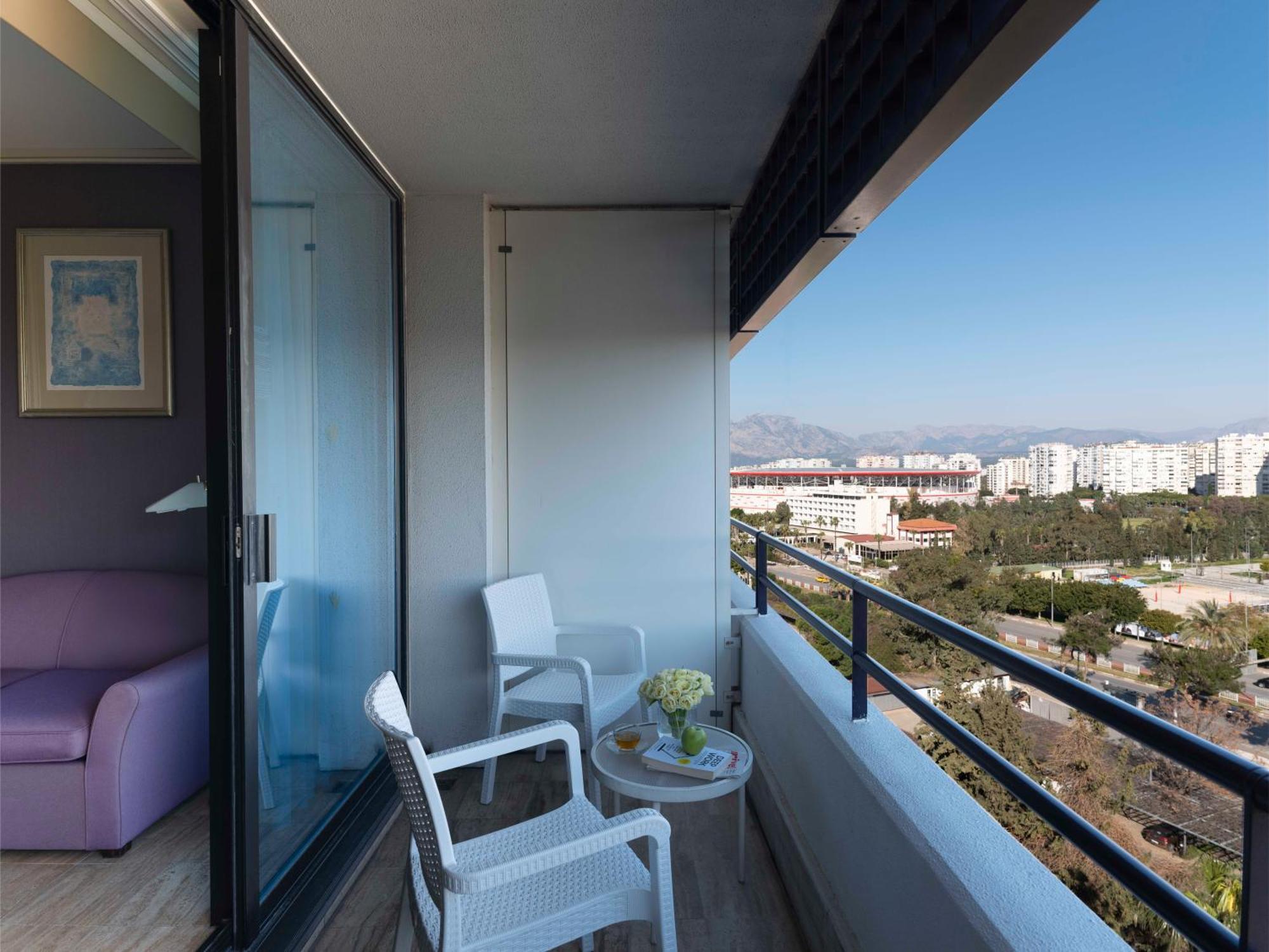 Rixos Downtown - The Land Of Legends Access 5* אנטליה