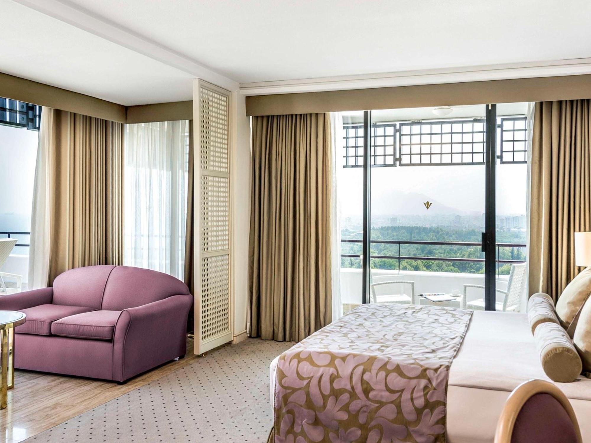 מלון Rixos Downtown - The Land Of Legends Access 5*